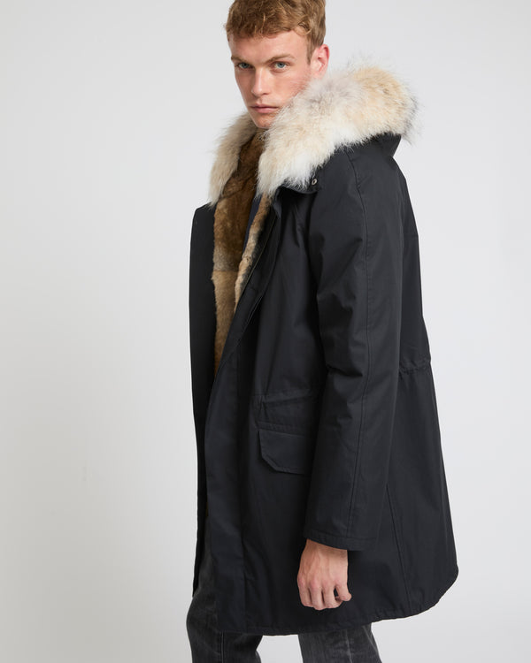 Long iconic parka in technical cotton and fur - black