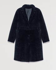 Lambskin coat with tailored collar