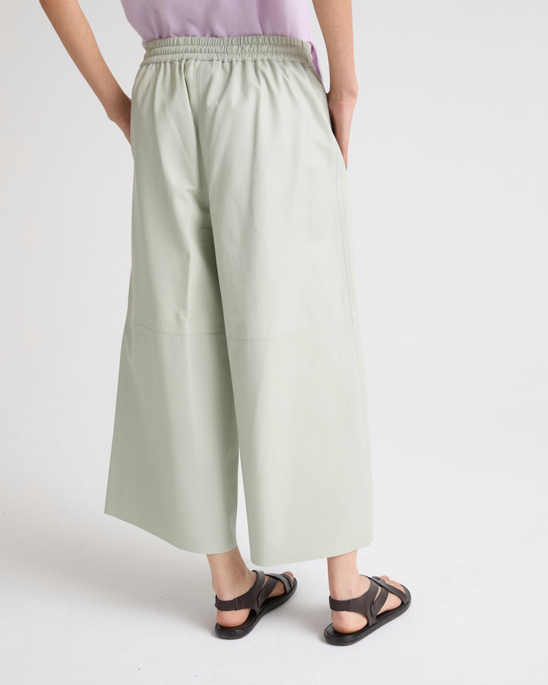 Culottes in fine lambskin leather