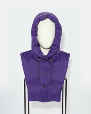 Padded hood bib in water-repellent technical fabric