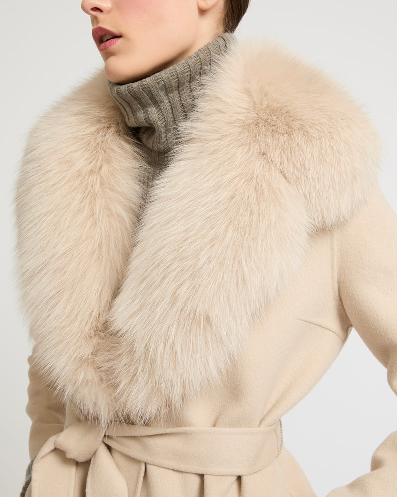 Belted coat in cashmere wool with fox fur collar and lapel