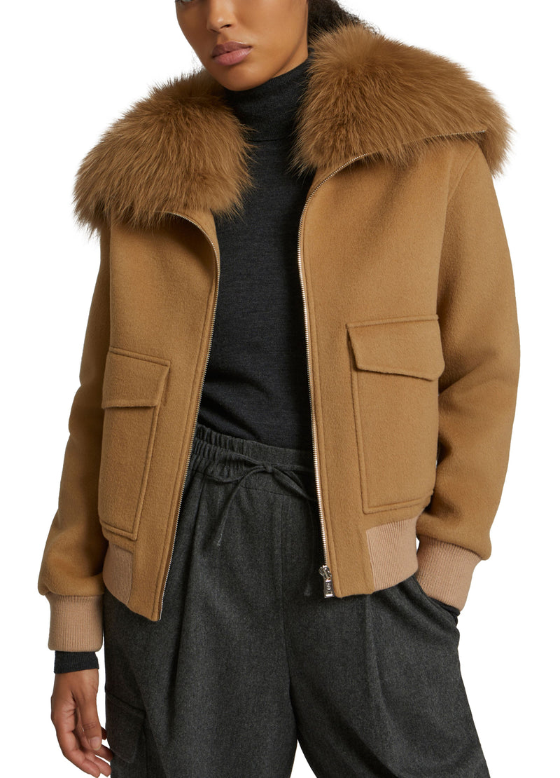 Cropped jacket in cashmere wool with fox fur collar