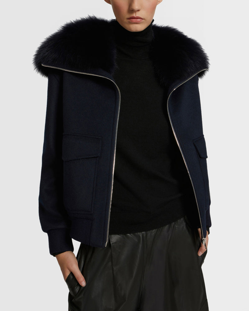 Cropped jacket in cashmere wool with fox fur collar