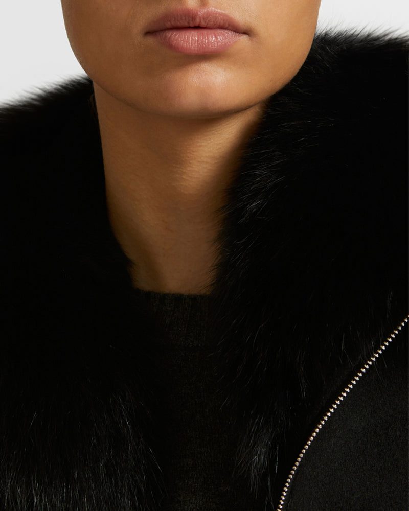 Cropped jacket in cashmere wool with fox fur collar