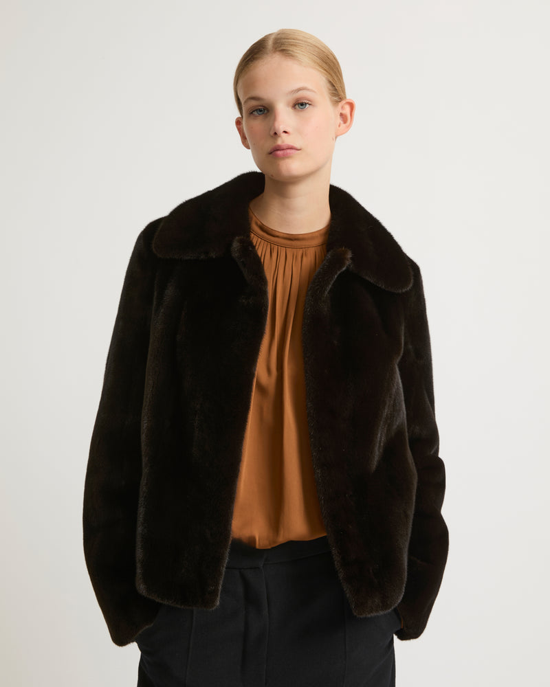 Short jacket in long haired mink fur