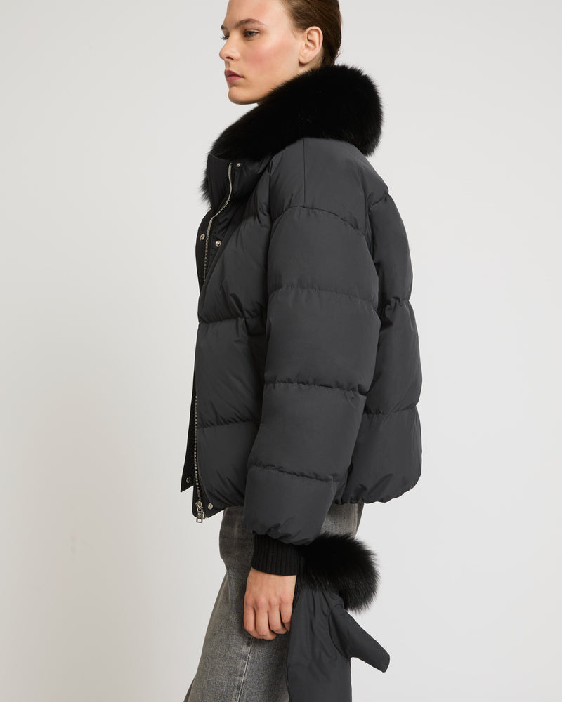 Boxy down jacket in waterproof technical fabric with fox fur collar - black - Yves Salomon