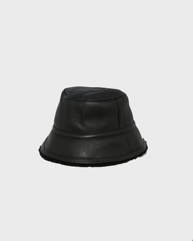 Curly merino bucket hat - black - Yves Salomon