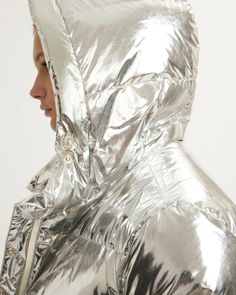 Hooded down jacket in shiny laminated nylon - silver - Yves Salomon