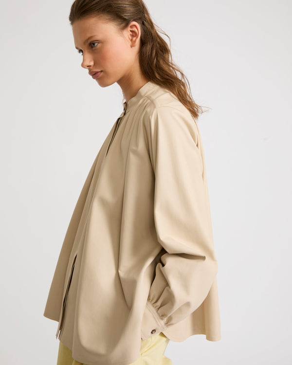 Pleated shirt in thin lambskin leather