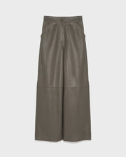 Straight trousers in lamb leather