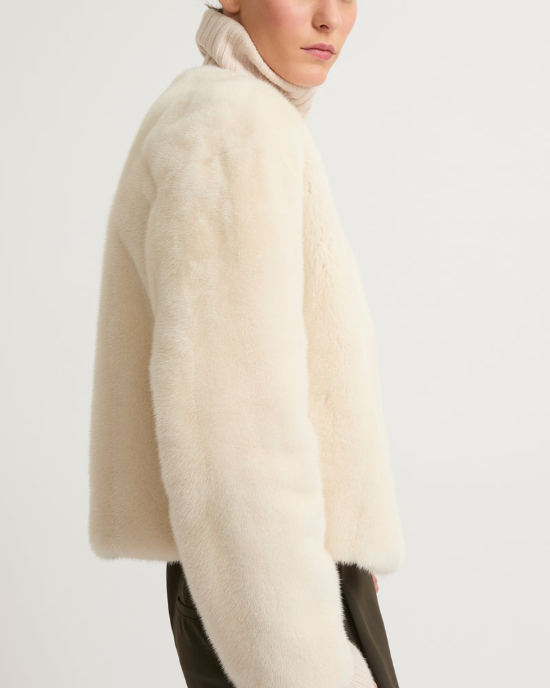 Long-haired mink fur round neck jacket