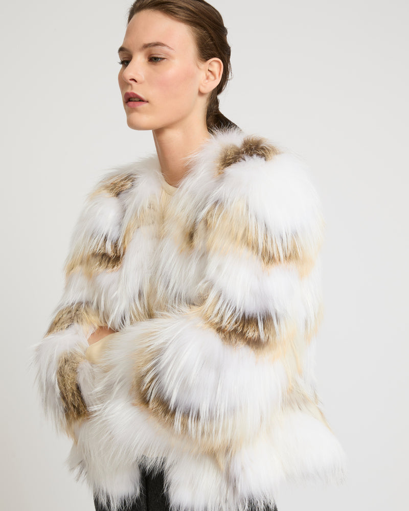 Belted cardigan in merino knit and fox fur - white natural mixed - Yves Salomon