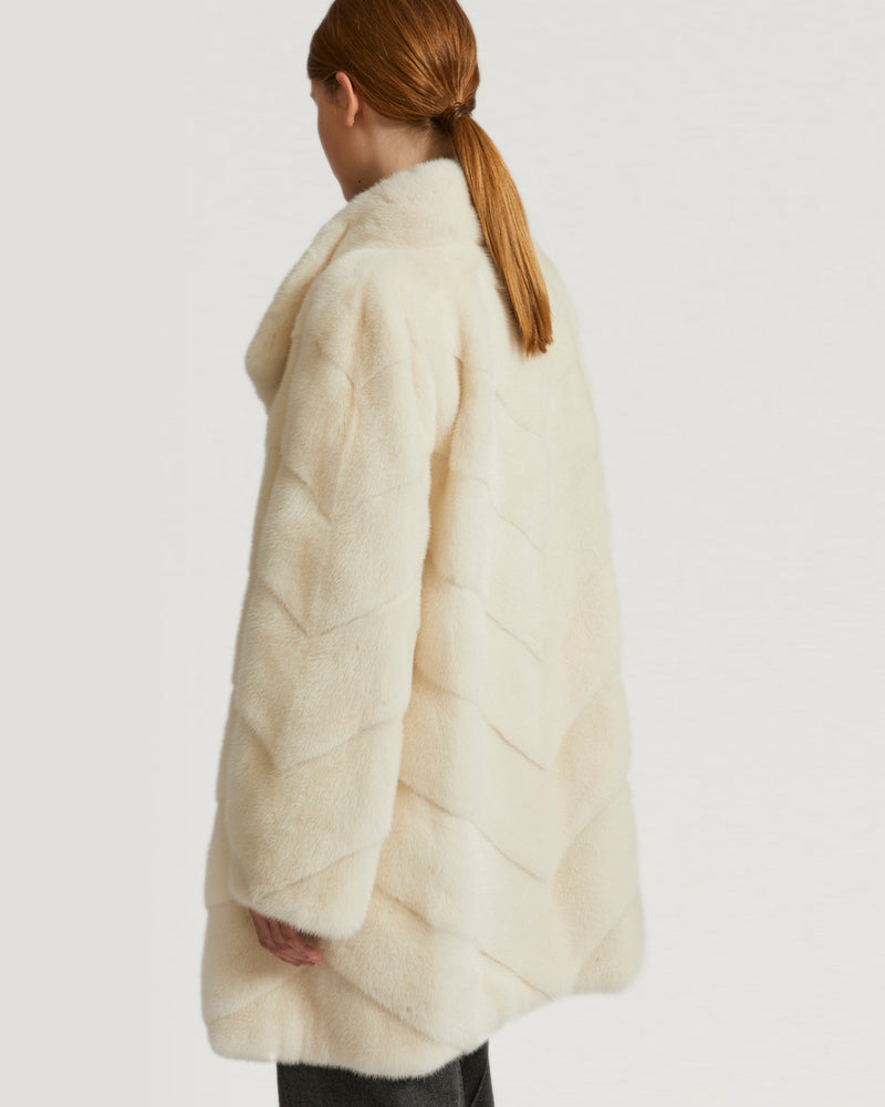 Long mink jacket with collar