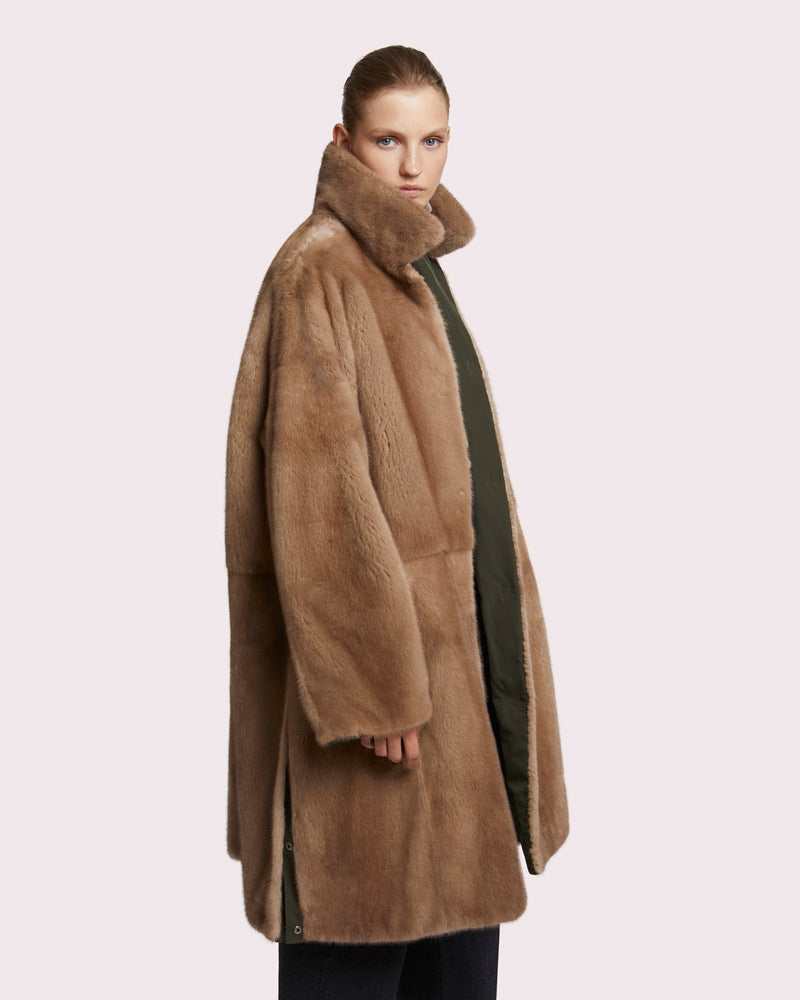 Mink fur and reversible technical fabric shirt collar parka